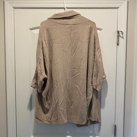 Express quarter sleeve cardigan sweater - Picture 2 of 4